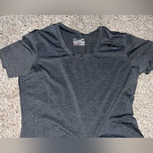 Under Armour Women’s Gray T-Shirt